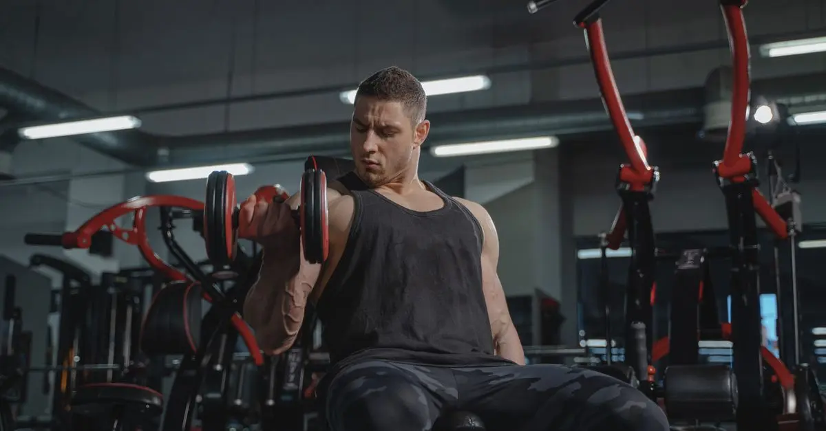 10 erreurs courantes à éviter en musculation pour progresser